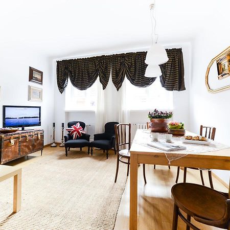 Sunny Apartment In Old Town Varsovia Exterior foto